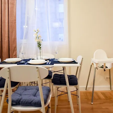 Apartment The Dream - Near Radisson Bucharest